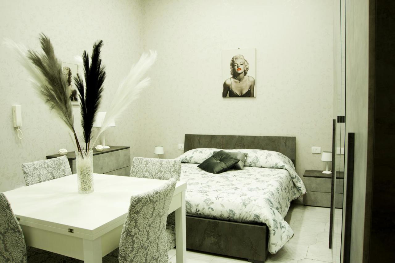 Mincasa Nel Cuore Di Napoli Kültér fotó