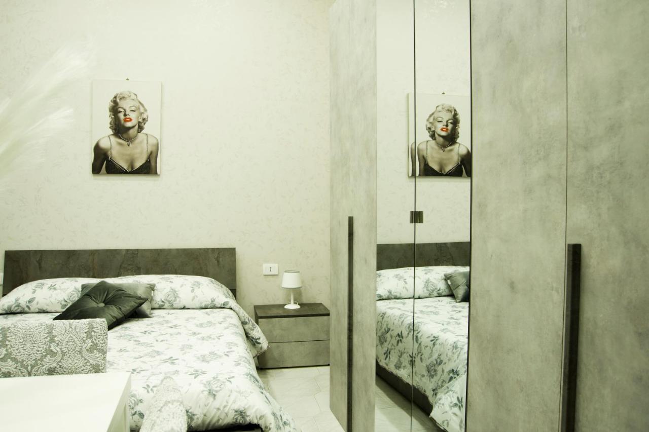 Mincasa Nel Cuore Di Napoli Kültér fotó